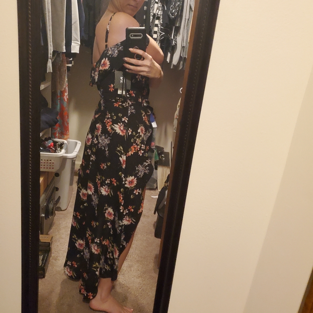 Dress - Picture 4 of 6
